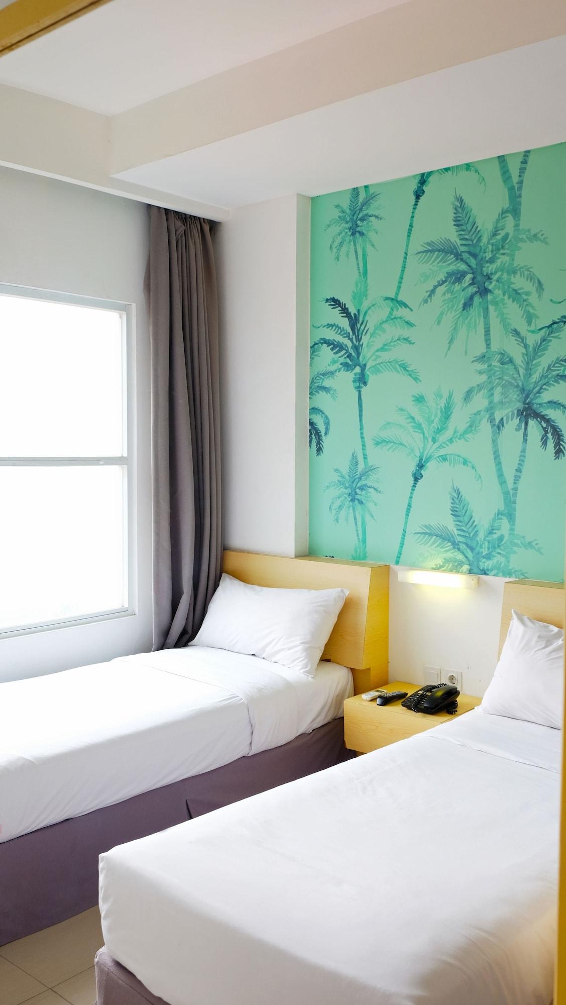 Liberta Hotel Kemang Джакарта Екстериор снимка