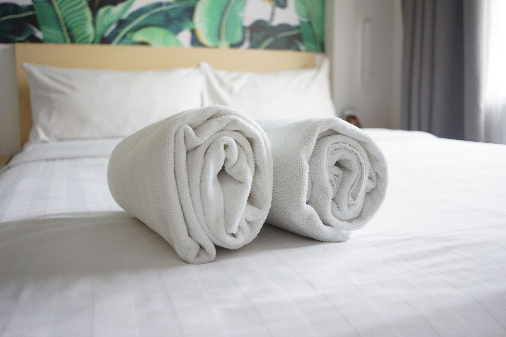 Liberta Hotel Kemang Джакарта Екстериор снимка