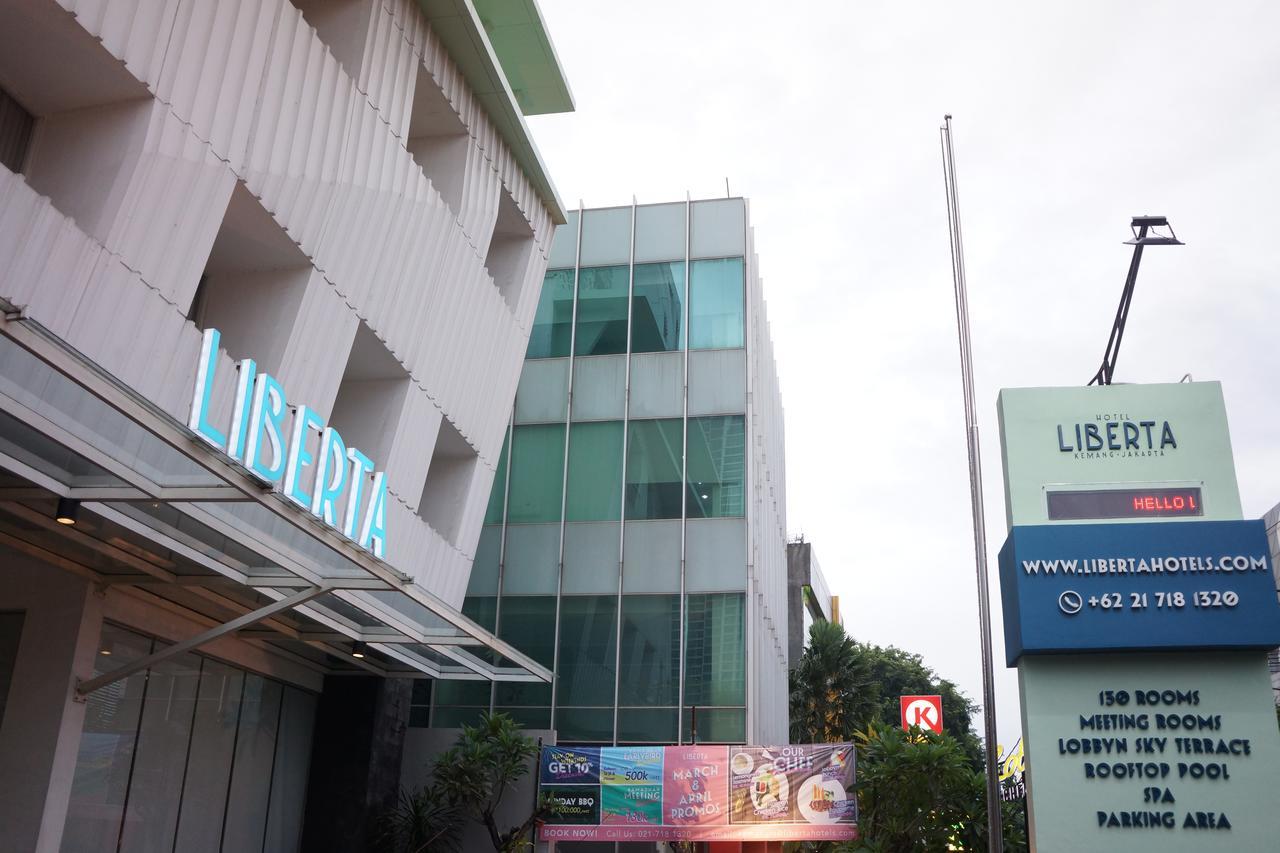 Liberta Hotel Kemang Джакарта Екстериор снимка