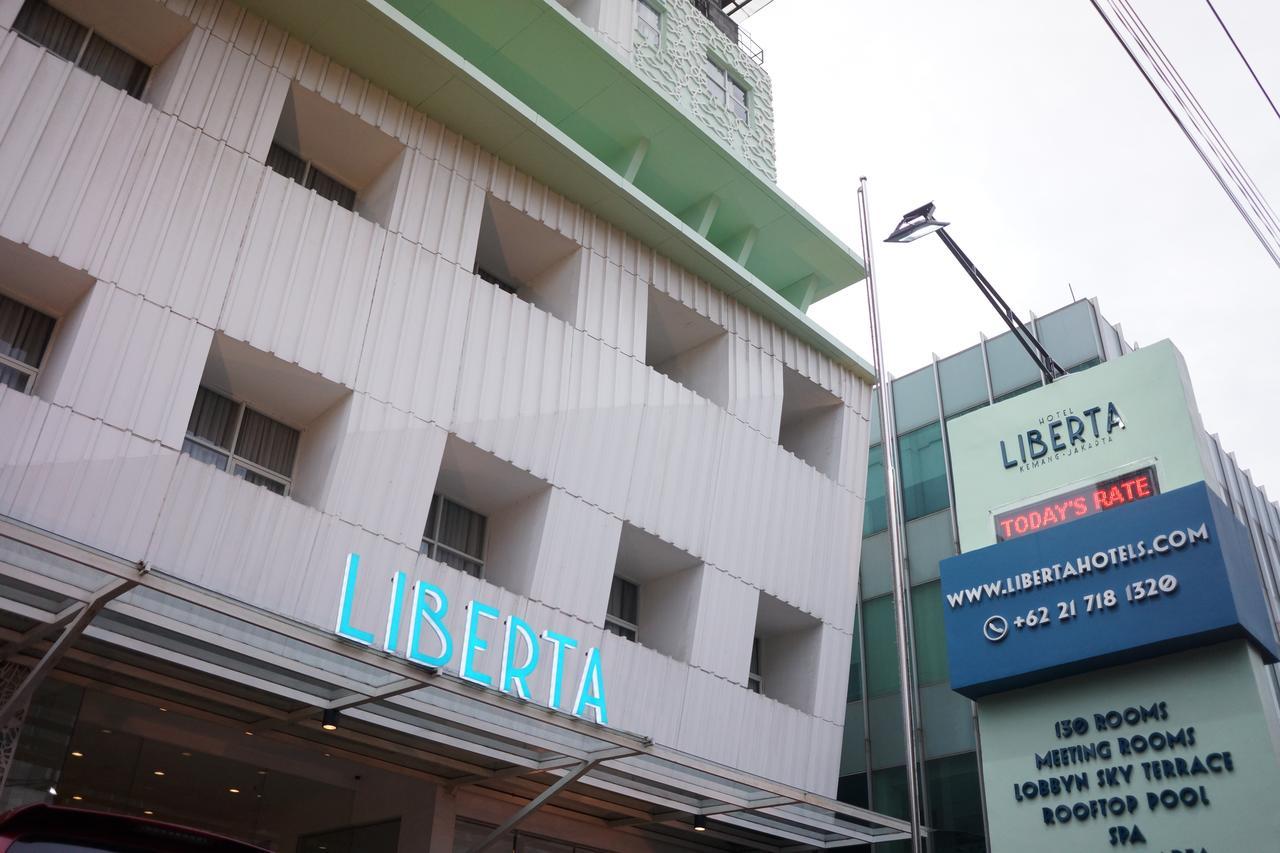 Liberta Hotel Kemang Джакарта Екстериор снимка