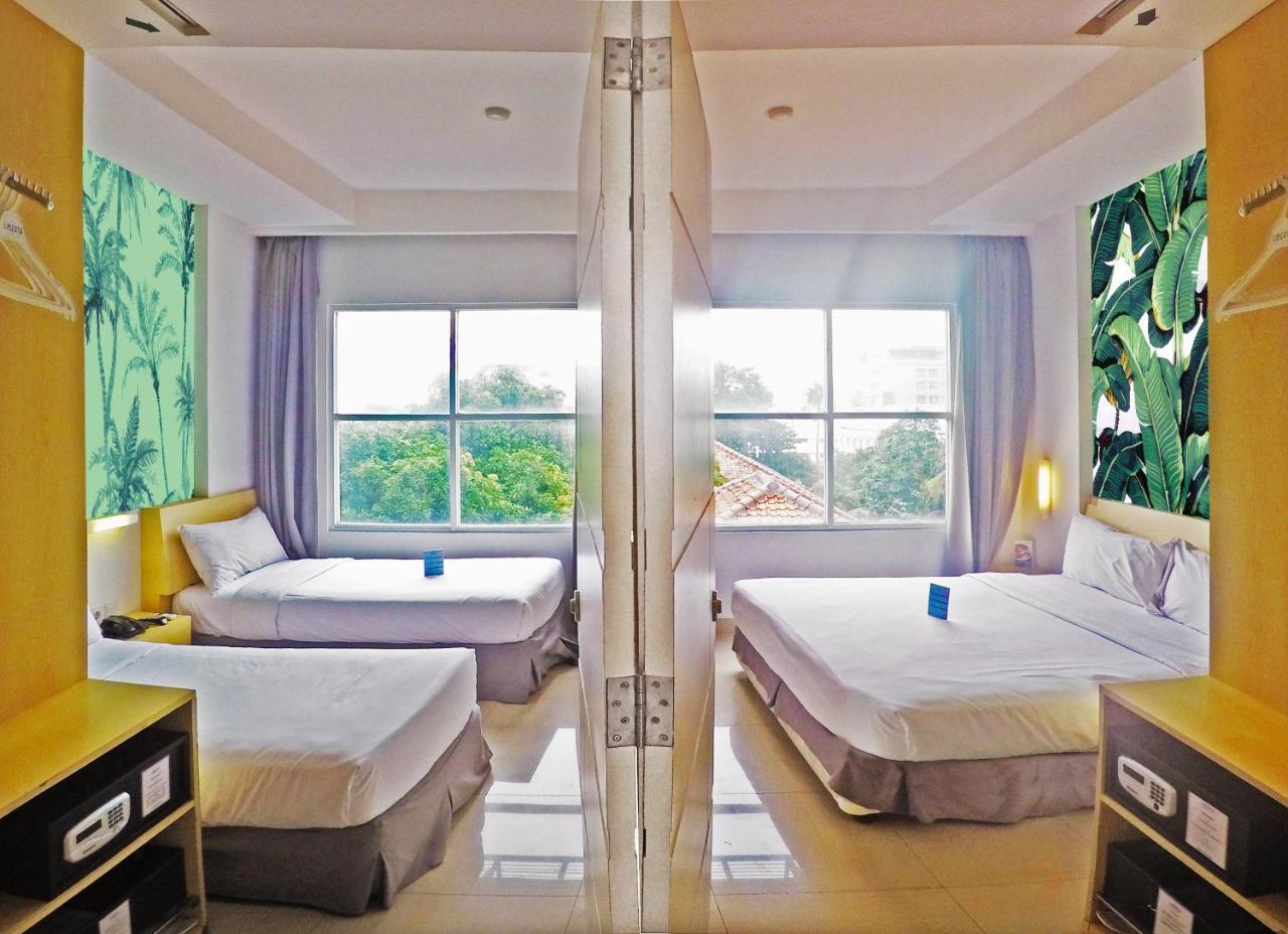 Liberta Hotel Kemang Джакарта Екстериор снимка